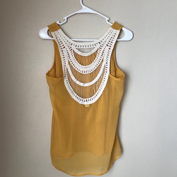 Forever 21 Ruffled Front Sleeveless Crochet Back SP Rustic Yellow - Picture 3 of 7